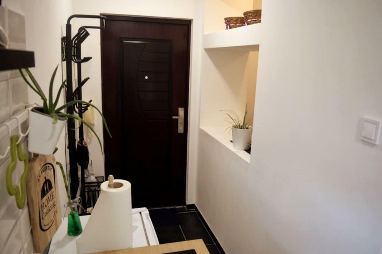 Vila Velebita, Sweet Cozy Appartement :) Zagreb Exteriör bild